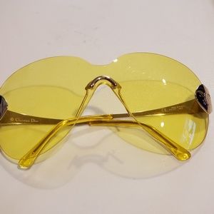 Christian Dior Pilot sunglasses
